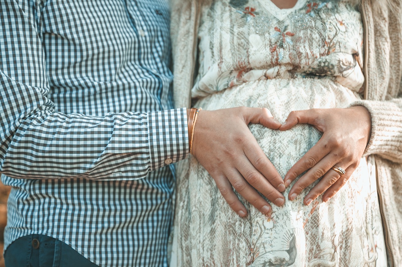 pregnant, belly, couple-5760237.jpg